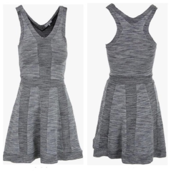 Parker V neck Jacquie Knit Gray White Metallic Fit Flare Dress size Medium - Picture 1 of 7
